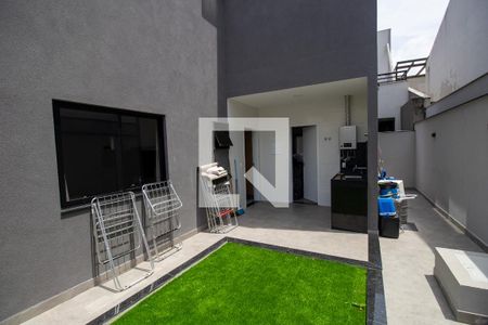 Casa de condomínio à venda com 300m², 4 quartos e 3 vagasÁrea de Serviço/ Quintal