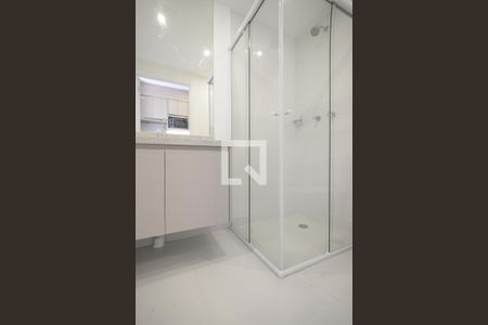 Banheiro de kitnet/studio para alugar com 1 quarto, 26m² em Ipiranga, São Paulo