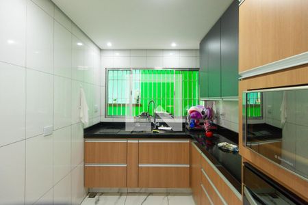 Casa à venda com 125m², 4 quartos e 1 vaga Casa à venda com 125m², 4 quartos e 1 vagaCozinha