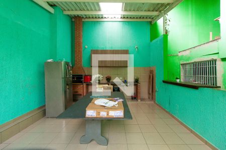 Casa à venda com 125m², 4 quartos e 1 vaga Casa à venda com 125m², 4 quartos e 1 vagaChurrasqueira