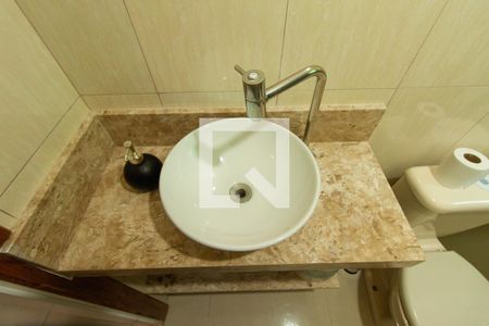 Casa à venda com 125m², 4 quartos e 1 vaga Casa à venda com 125m², 4 quartos e 1 vagaBanheiro 2