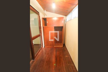 Apartamento para alugar com 44m², 1 quarto e 1 vaga Apartamento para alugar com 44m², 1 quarto e 1 vagaEscritório