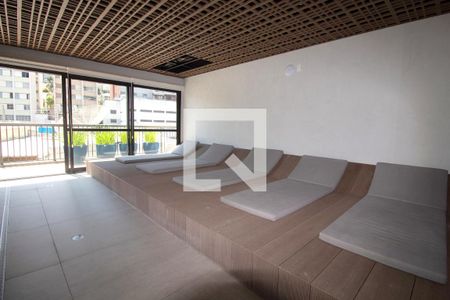 Studio à venda com 40m², 1 quarto e sem vagaÁrea comum - Piscina