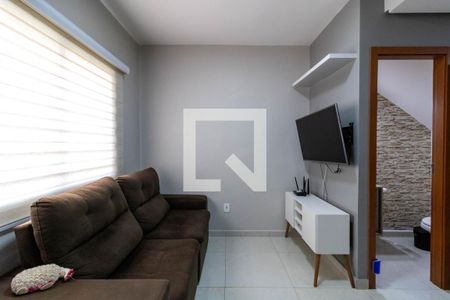 Sala de casa de condomínio para alugar com 2 quartos, 90m² em Nonoai, Porto Alegre