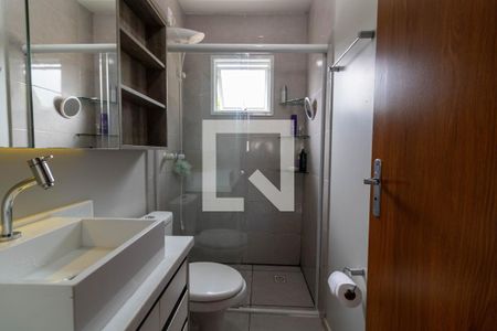 Banheiro de casa de condomínio para alugar com 2 quartos, 90m² em Nonoai, Porto Alegre