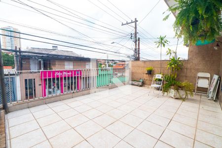 Casa à venda com 140m², 3 quartos e 2 vagasVaranda