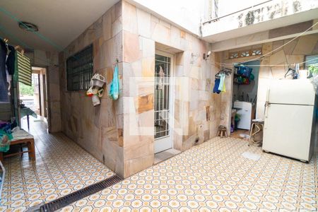 Casa à venda com 140m², 3 quartos e 2 vagasQuintal