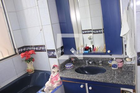 Apartamento à venda com 128m², 3 quartos e 2 vagasBanheiro da suíte 1