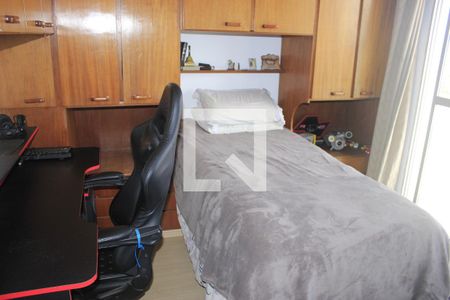 Apartamento à venda com 128m², 3 quartos e 2 vagasSuíte 2