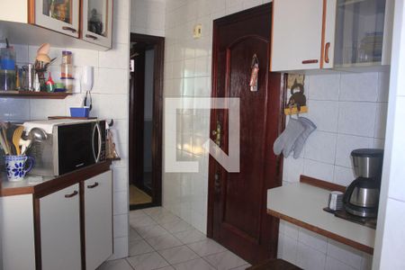 Apartamento à venda com 128m², 3 quartos e 2 vagasCozinha