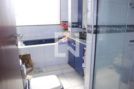 Apartamento à venda com 128m², 3 quartos e 2 vagasBanheiro da suíte 1