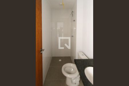 Apartamento à venda com 38m², 2 quartos e 1 vaga Apartamento à venda com 38m², 2 quartos e 1 vagaBanheiro Social