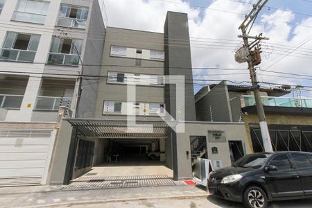 Apartamento à venda com 40m², 2 quartos e 1 vaga Apartamento à venda com 40m², 2 quartos e 1 vagaFachada