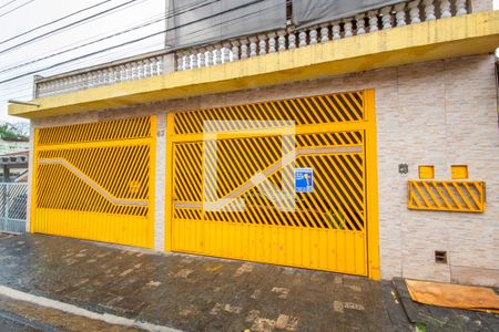Fachada de casa para alugar com 1 quarto, 40m² em Bela Vista, Osasco