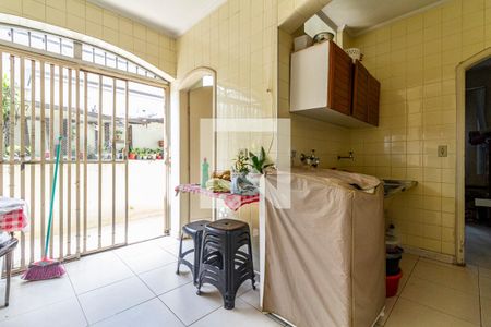 Casa à venda com 382m², 4 quartos e 4 vagas Casa à venda com 382m², 4 quartos e 4 vagasÁrea de Serviço