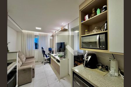 Cozinha de apartamento para alugar com 1 quarto, 26m² em Jardim Mirante, São Paulo