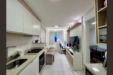 Cozinha de apartamento para alugar com 1 quarto, 26m² em Jardim Mirante, São Paulo