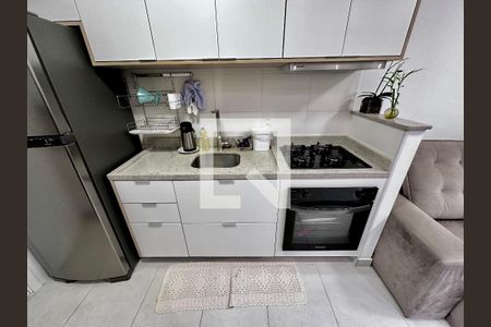 Cozinha de apartamento para alugar com 1 quarto, 26m² em Jardim Mirante, São Paulo