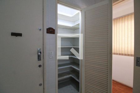 Apartamento à venda com 220m², 3 quartos e 1 vagaCozinha - despensa