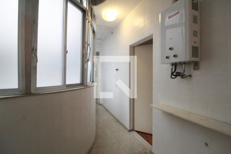 Apartamento à venda com 220m², 3 quartos e 1 vagaÁrea de serviço