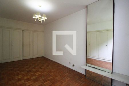 Apartamento à venda com 220m², 3 quartos e 1 vagaSuíte
