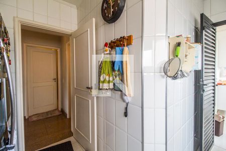 Apartamento à venda com 202m², 4 quartos e 3 vagasCozinha