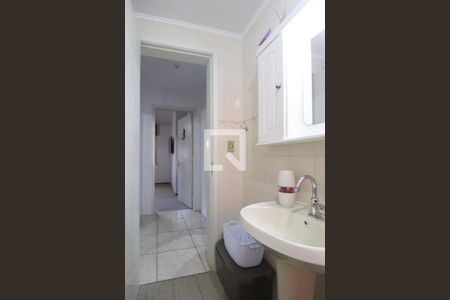 Apartamento para alugar com 60m², 2 quartos e sem vagaBanheiro