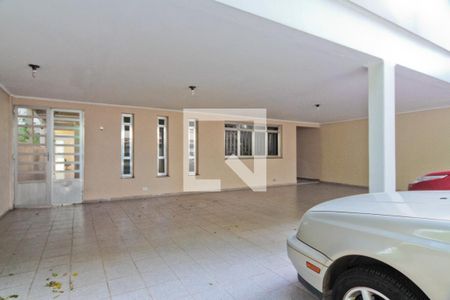 Casa para alugar com 245m², 4 quartos e sem vagaÁrea externa