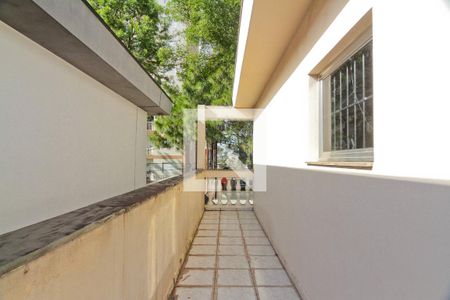 Casa para alugar com 245m², 4 quartos e sem vagaVaranda