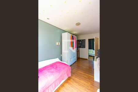 Casa à venda com 170m², 3 quartos e 2 vagasQuarto 2