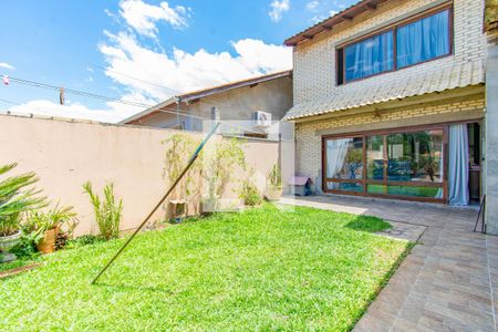 Casa à venda com 170m², 3 quartos e 2 vagasFachada