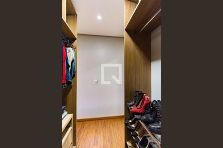 Casa à venda com 170m², 3 quartos e 2 vagasCloset/Quarto 1