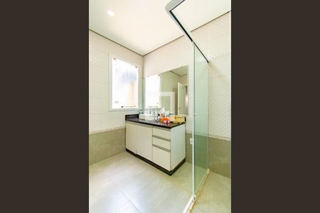 Casa à venda com 170m², 3 quartos e 2 vagasBanheiro/Quarto 1