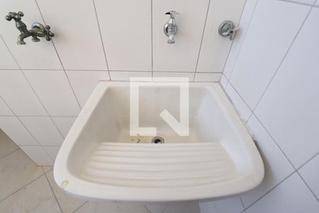 Apartamento para alugar com 66m², 3 quartos e 1 vagaÁrea de Serviço