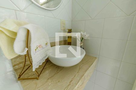 Casa de condomínio à venda com 329m², 4 quartos e 2 vagasBanheiro da Área de Lazer