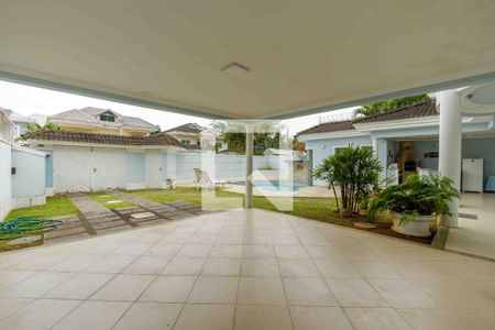 Casa de condomínio à venda com 329m², 4 quartos e 2 vagasÁrea de Lazer