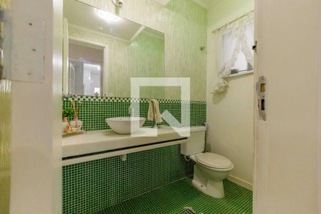 Casa de condomínio à venda com 329m², 4 quartos e 2 vagasLavabo