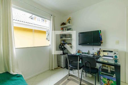 Casa de condomínio à venda com 329m², 4 quartos e 2 vagasQuarto