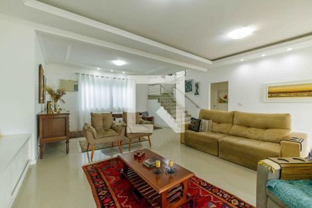 Casa de condomínio à venda com 329m², 4 quartos e 2 vagasSala