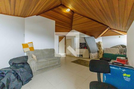 Casa de condomínio à venda com 329m², 4 quartos e 2 vagasSótão