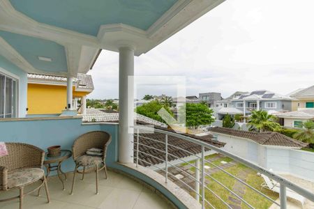 Casa de condomínio à venda com 329m², 4 quartos e 2 vagasVaranda da Suíte 2