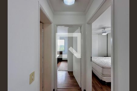 Apartamento à venda com 72m², 2 quartos e 1 vagaCorredor Quartos 