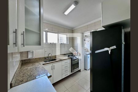 Apartamento à venda com 72m², 2 quartos e 1 vagaCozinha 