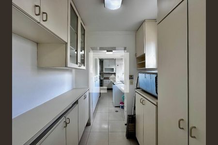 Apartamento à venda com 72m², 2 quartos e 1 vagaÁrea de Serviço
