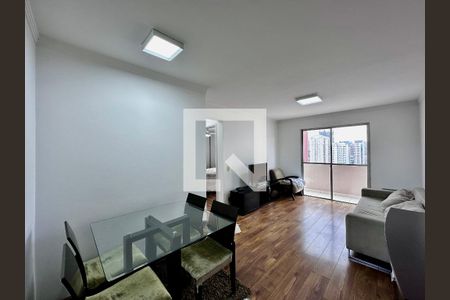 Sala  de apartamento à venda com 2 quartos, 72m² em Santo Amaro, São Paulo