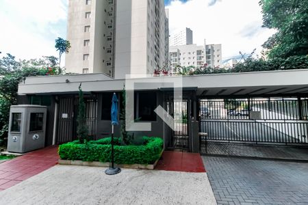 Apartamento à venda com 66m², 2 quartos e 1 vagaFachada e portaria
