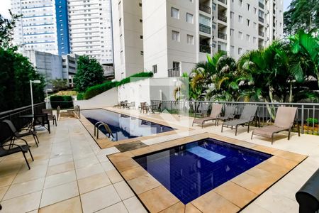 Apartamento à venda com 66m², 2 quartos e 1 vagaÁrea comum - Piscina