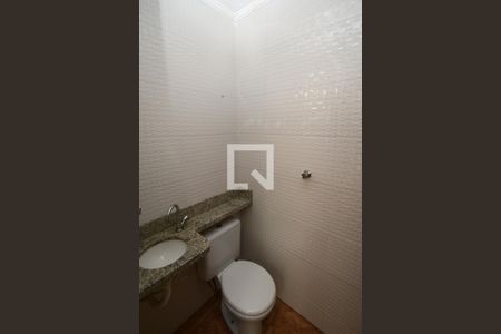 Casa para alugar com 111m², 2 quartos e 1 vagaBanheiro de serviço