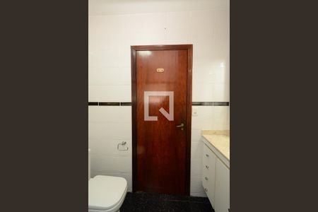 Casa para alugar com 111m², 2 quartos e 1 vagaBanheiro