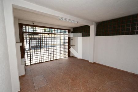 Casa para alugar com 111m², 2 quartos e 1 vagaGaragem